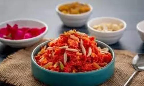 Ranveer Brar Gajar Ka Halwa: अब घर पर बनाएं शानदार गाजर का हलवा Ranveer Brar Gajar Ka Halwa: अब घर पर बनाएं शानदार गाजर का हलवा