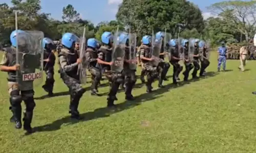 Tripura के कुमारघाट में सांप्रदायिक झड़पों के बाद निषेधाज्ञा, इंटरनेट बंद Tripura के कुमारघाट में सांप्रदायिक झड़पों के बाद निषेधाज्ञा, इंटरनेट बंद