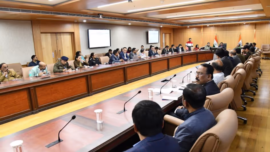 Assam : प्रधानमंत्री के कालियाबोर दौरे से पहले समीक्षा बैठक हुई Assam : प्रधानमंत्री के कालियाबोर दौरे से पहले समीक्षा बैठक हुई