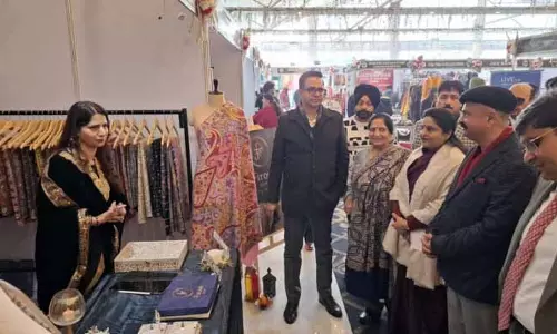 Yudhveer, प्रिया सेठी ने 2-दिवसीय एक्सपो का उद्घाटन किया Yudhveer, प्रिया सेठी ने 2-दिवसीय एक्सपो का उद्घाटन किया
