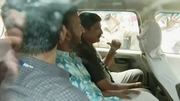 kerala: राहुल पर रिपोर्ट में आरोप; यौन शोषण के बाद महिला पर हिंसक हमला kerala: राहुल पर रिपोर्ट में आरोप; यौन शोषण के बाद महिला पर हिंसक हमला