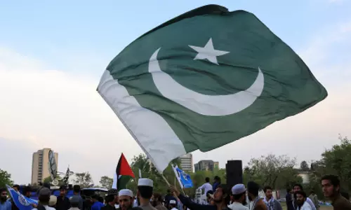 Lahore: अतिक्रमण हटाने से ग्रीन बेल्ट को नुकसान, आलोचना तेज Lahore: अतिक्रमण हटाने से ग्रीन बेल्ट को नुकसान, आलोचना तेज