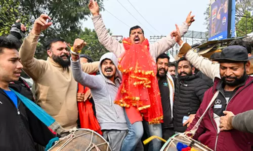 जम्मू के व्यापारियों ने ‘अलग’ राज्य की मांग खारिज, J&K के लिए राज्य दर्जा मांगा
