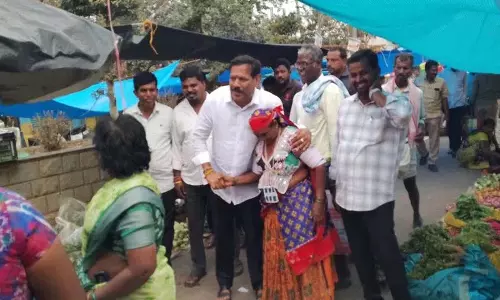लोगों की प्रबल इच्छा है कि केसीआर वापस आएं: पूर्व MLA Beeram लोगों की प्रबल इच्छा है कि केसीआर वापस आएं: पूर्व MLA Beeram