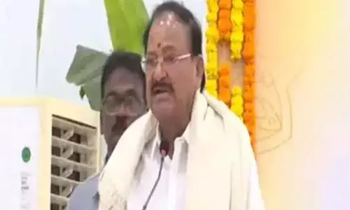 अमरावती की राजधानी को लेकर बेवजह विवाद न खड़ा करें: Venkaiah Naidu