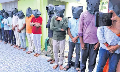 Khammam police ने 547 करोड़ रुपये की साइबर धोखाधड़ी का भंडाफोड़ किया, 18 लोग गिरफ्तार