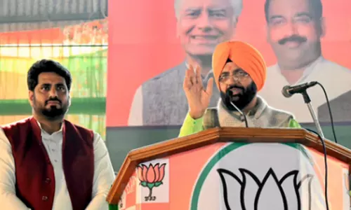 हरियाणा CM: पंजाब के लोगों को झूठी राजनीति को खारिज करना चाहिए