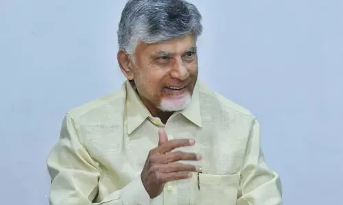 Visakhapatnam की ब्रांड इमेज को लेकर चंद्रबाबू नायडू का कड़ा रुख Visakhapatnam की ब्रांड इमेज को लेकर चंद्रबाबू नायडू का कड़ा रुख