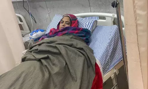 Jandiala Guru में ब्यूटी सैलून में फायरिंग से दहशत, महिला घायल Jandiala Guru में ब्यूटी सैलून में फायरिंग से दहशत, महिला घायल