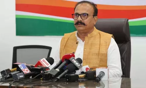 Congress ने बीजेपी की आलोचना की: पार्टी रेपिस्ट को मौके देती