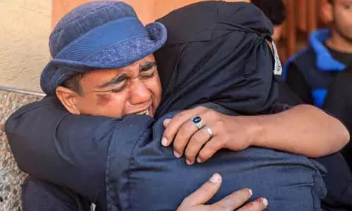 Israeli गोलीबारी में तीन फ़िलिस्तीनियों की मौत Israeli गोलीबारी में तीन फ़िलिस्तीनियों की मौत