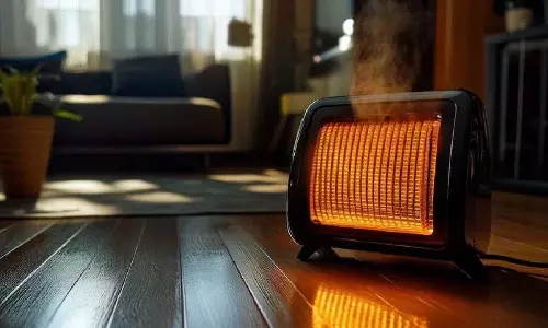 क्या आप room heater इस्तेमाल कर रहे हैं.. ये सावधानियां ज़रूरी..! क्या आप room heater इस्तेमाल कर रहे हैं.. ये सावधानियां ज़रूरी..!