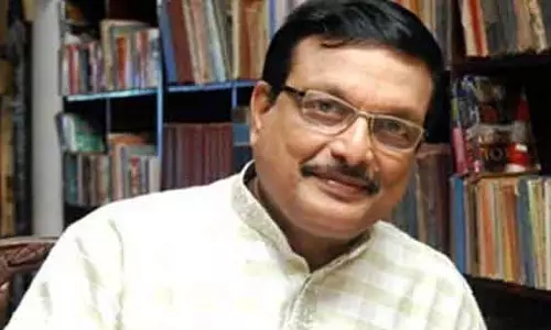 लेखक Yandamuri Veerendranath का विवादित बयान, भड़की जनता