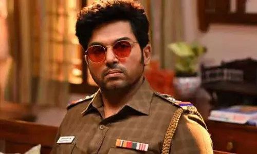 Kollywood का पोंगल सीजन पड़ा फीका: बड़ी फिल्में कानूनी पचड़ों में फंसीं Kollywood का पोंगल सीजन पड़ा फीका: बड़ी फिल्में कानूनी पचड़ों में फंसीं