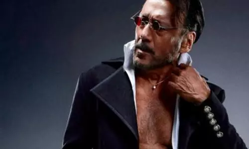 Jackie Shroff और युवा चेहरे ग्रीन एक्शन के लिए आगे Jackie Shroff और युवा चेहरे ग्रीन एक्शन के लिए आगे
