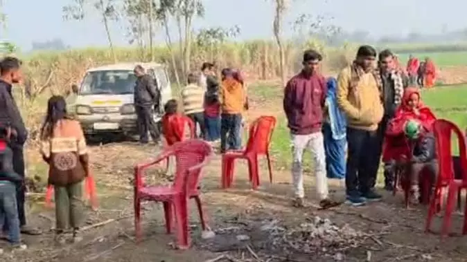 Lakhimpur Kheri: प्रार्थना सभा में धर्मांतरण का आरोप, हंगामा Lakhimpur Kheri: प्रार्थना सभा में धर्मांतरण का आरोप, हंगामा