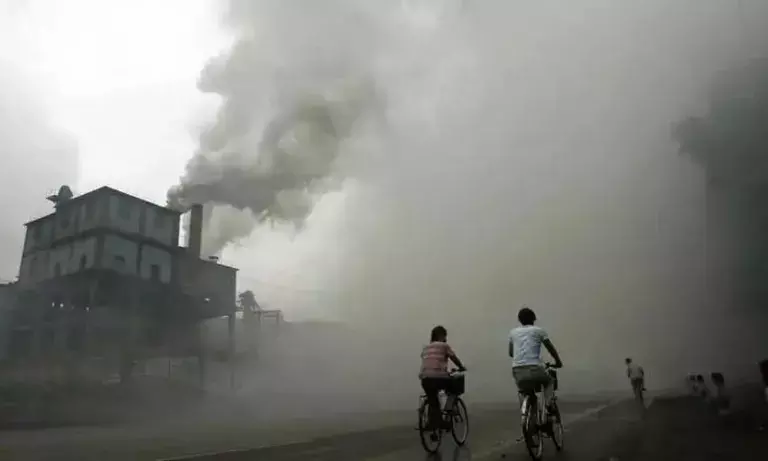 NCAP रिपोर्ट: दिल्ली को पीछे छोड़ मेघालय का बर्नीहाट बना सबसे प्रदूषित शहर NCAP रिपोर्ट: दिल्ली को पीछे छोड़ मेघालय का बर्नीहाट बना सबसे प्रदूषित शहर