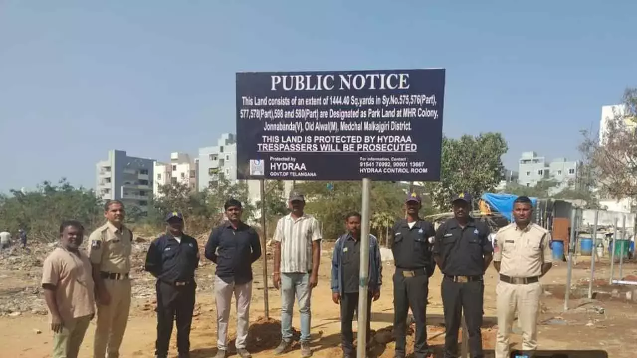 Telangana: हाइड्रा ने ओल्ड अलवाल में पार्क को अतिक्रमण से बचाया Telangana: हाइड्रा ने ओल्ड अलवाल में पार्क को अतिक्रमण से बचाया