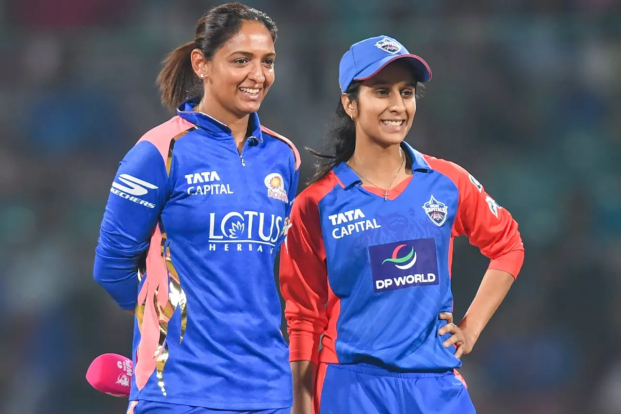 WPL 2026: दिल्ली कैपिटल्स ने मुंबई इंडियंस के खिलाफ गेंदबाजी का फैसला किया WPL 2026: दिल्ली कैपिटल्स ने मुंबई इंडियंस के खिलाफ गेंदबाजी का फैसला किया