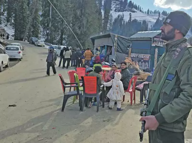 Bhaderwah के ऊंचाई वाले इलाकों में पर्यटकों ने सुरक्षा और मेहमाननवाज़ी का आनंद लिया Bhaderwah के ऊंचाई वाले इलाकों में पर्यटकों ने सुरक्षा और मेहमाननवाज़ी का आनंद लिया