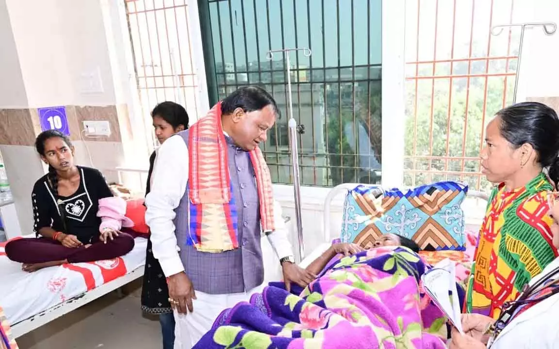 ओडिशा के CM ने संबलपुर में ट्रॉमा केयर सेंटर और OPD बिल्डिंग का उद्घाटन किया ओडिशा के CM ने संबलपुर में ट्रॉमा केयर सेंटर और OPD बिल्डिंग का उद्घाटन किया