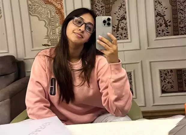 Akansha Ranjan Kapoor ने वर्क मोड में 2026 की शुरुआत की Akansha Ranjan Kapoor ने वर्क मोड में 2026 की शुरुआत की