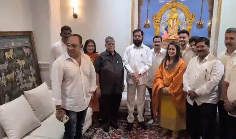 Maharashtra Elections के नज़दीक आते ही उद्धव ठाकरे गुट को झटका Maharashtra Elections के नज़दीक आते ही उद्धव ठाकरे गुट को झटका