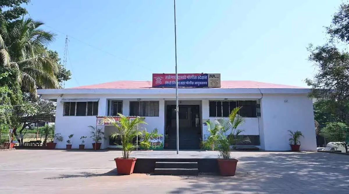 Talegaon दाभाड़े में साइबर जालसाजों ने सीनियर सिटिज़न को 34.8 लाख रुपये गंवाए Talegaon दाभाड़े में साइबर जालसाजों ने सीनियर सिटिज़न को 34.8 लाख रुपये गंवाए