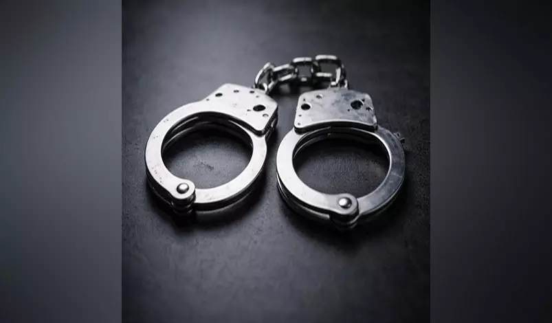पुलिस की बड़ी कार्रवाई, सार्वजनिक स्थान पर चल रहा जुआ अड्डा पकड़ा पुलिस की बड़ी कार्रवाई, सार्वजनिक स्थान पर चल रहा जुआ अड्डा पकड़ा