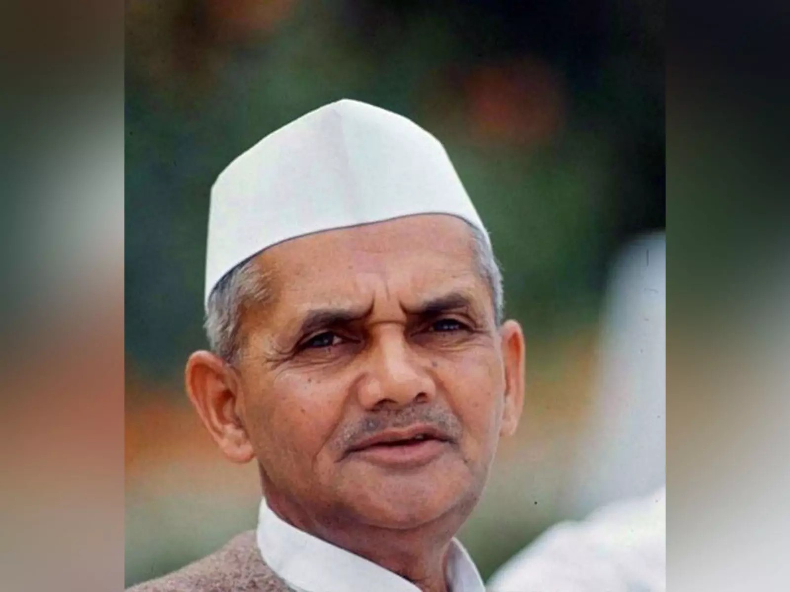 Congress नेताओं ने लाल बहादुर शास्त्री की 60वीं पुण्यतिथि पर उन्हें श्रद्धांजलि अर्पित की Congress नेताओं ने लाल बहादुर शास्त्री की 60वीं पुण्यतिथि पर उन्हें श्रद्धांजलि अर्पित की