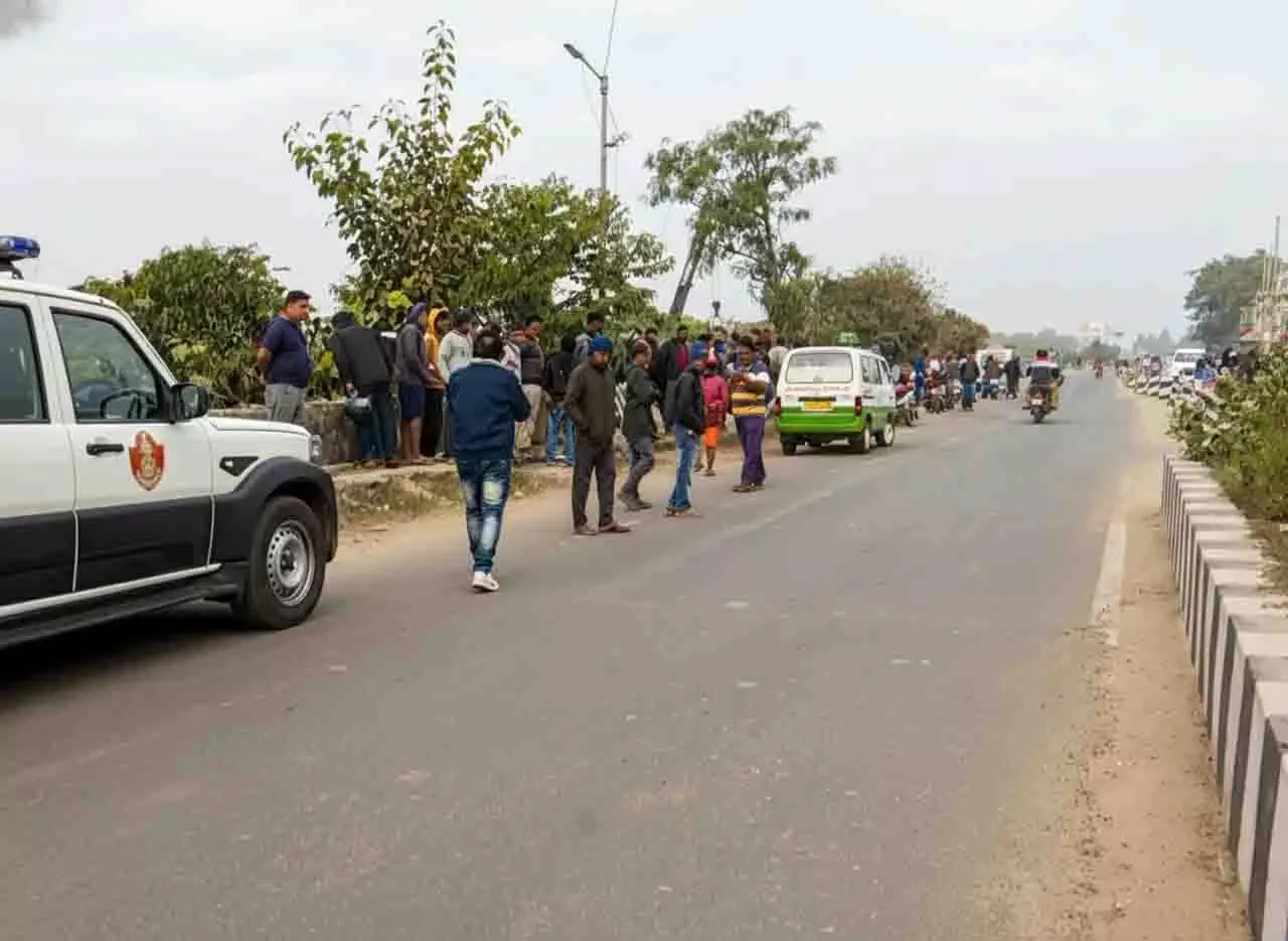 Cuttack में जगन्नाथ मंदिर के पास युवक की हत्या, पुलिस ने शुरू की जांच Cuttack में जगन्नाथ मंदिर के पास युवक की हत्या, पुलिस ने शुरू की जांच