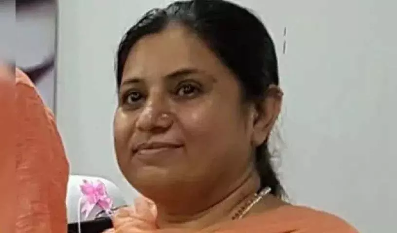 Delhi में महिला की गोली मारकर हत्या: रचना यादव को नजदीक से मारा गया Delhi में महिला की गोली मारकर हत्या: रचना यादव को नजदीक से मारा गया