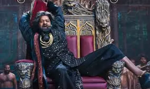 The Raja Saab : घटती कमाई के बावजूद द राजा साब ने संडे को जड़ा शतक, जानें- तीन दिनों का कलेक्शन The Raja Saab : घटती कमाई के बावजूद द राजा साब ने संडे को जड़ा शतक, जानें- तीन दिनों का कलेक्शन
