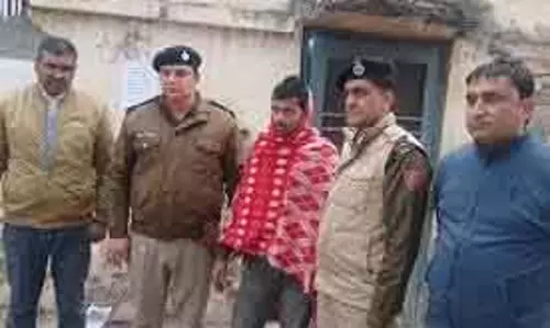 Ambala बम डिस्पोजल टीम ने पुलिस स्टेशन में धुआं छोड़ रही कार की जांच की
