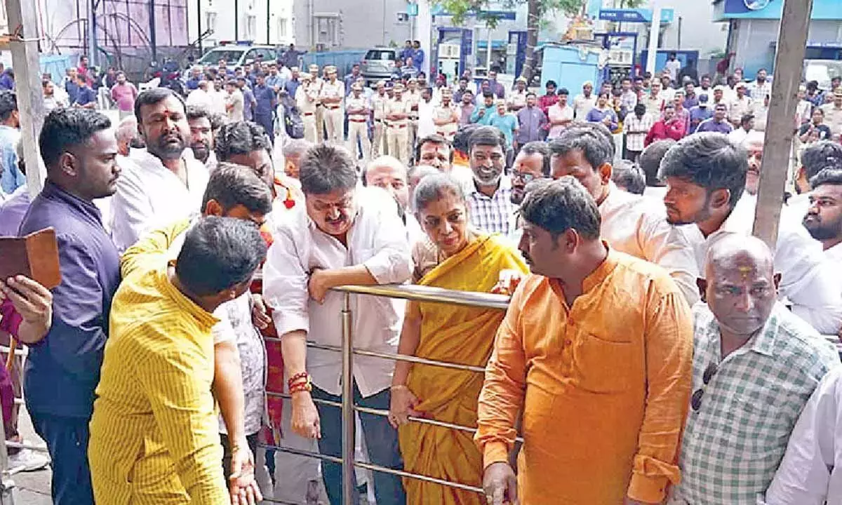 BJP प्रमुख रामचंद्र राव ने मंदिर हमलों को लेकर कांग्रेस पर निशाना साधा