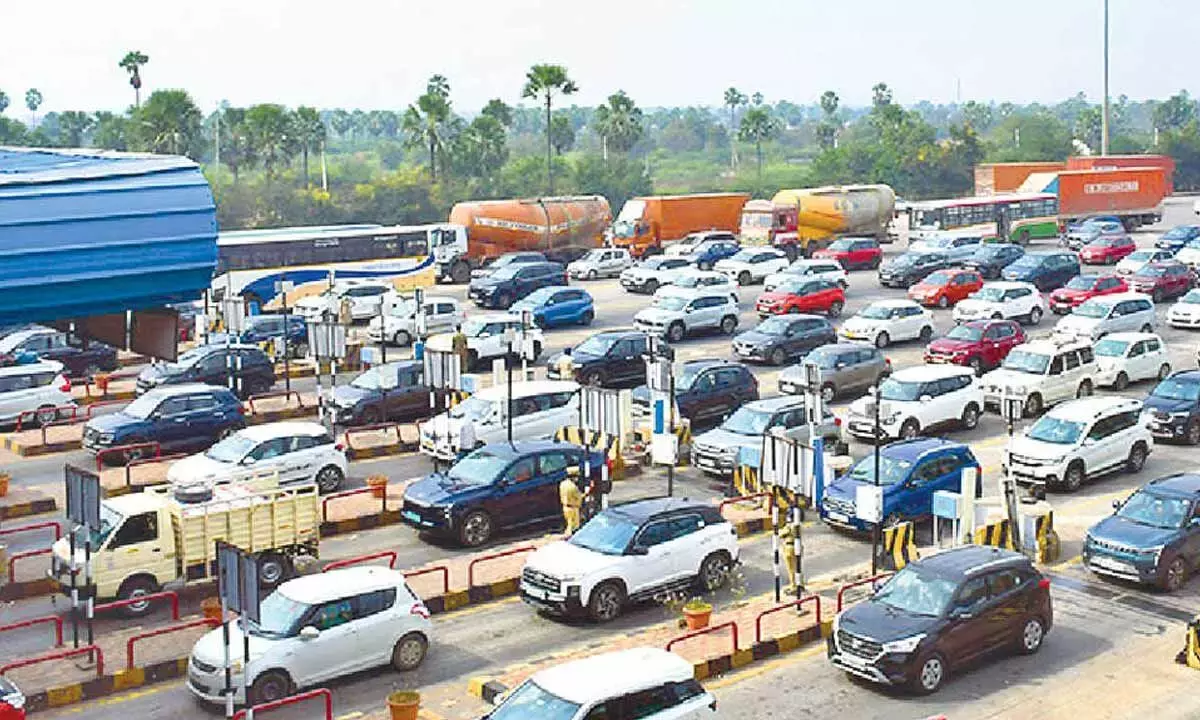 Telangana: मंत्री ने इस संक्रांति पर सुगम यात्रा का वादा किया