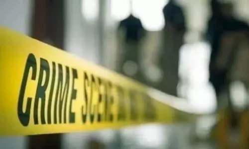 UP के एटा में प्रेम संबंध के चलते प्रेमी जोड़े की पीट-पीटकर हत्या UP के एटा में प्रेम संबंध के चलते प्रेमी जोड़े की पीट-पीटकर हत्या
