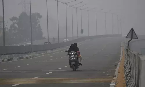 उत्तर भारत में कड़ाके की ठंड Punjab और हरियाणा में पारा जमाव बिंदु के करीब उत्तर भारत में कड़ाके की ठंड Punjab और हरियाणा में पारा जमाव बिंदु के करीब