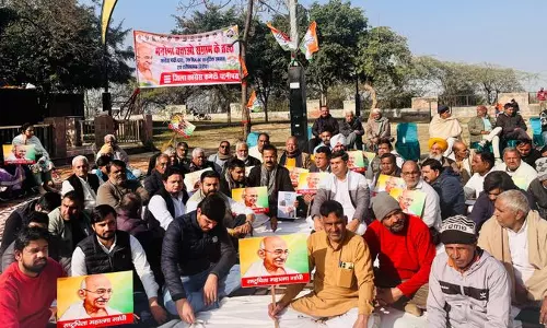 Congress नेताओं ने सोनीपत और पानीपत में उपवास रखा