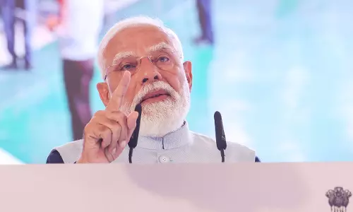 PM मोदी ने गुजरात की बढ़ती इंडस्ट्रियल ताकत और टेक्नोलॉजिकल तरक्की की तारीफ़ की PM मोदी ने गुजरात की बढ़ती इंडस्ट्रियल ताकत और टेक्नोलॉजिकल तरक्की की तारीफ़ की