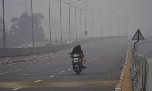 उत्तर भारत में कड़ाके की ठंड, Punjab और हरियाणा में पारा जमाव बिंदु के करीब उत्तर भारत में कड़ाके की ठंड, Punjab और हरियाणा में पारा जमाव बिंदु के करीब