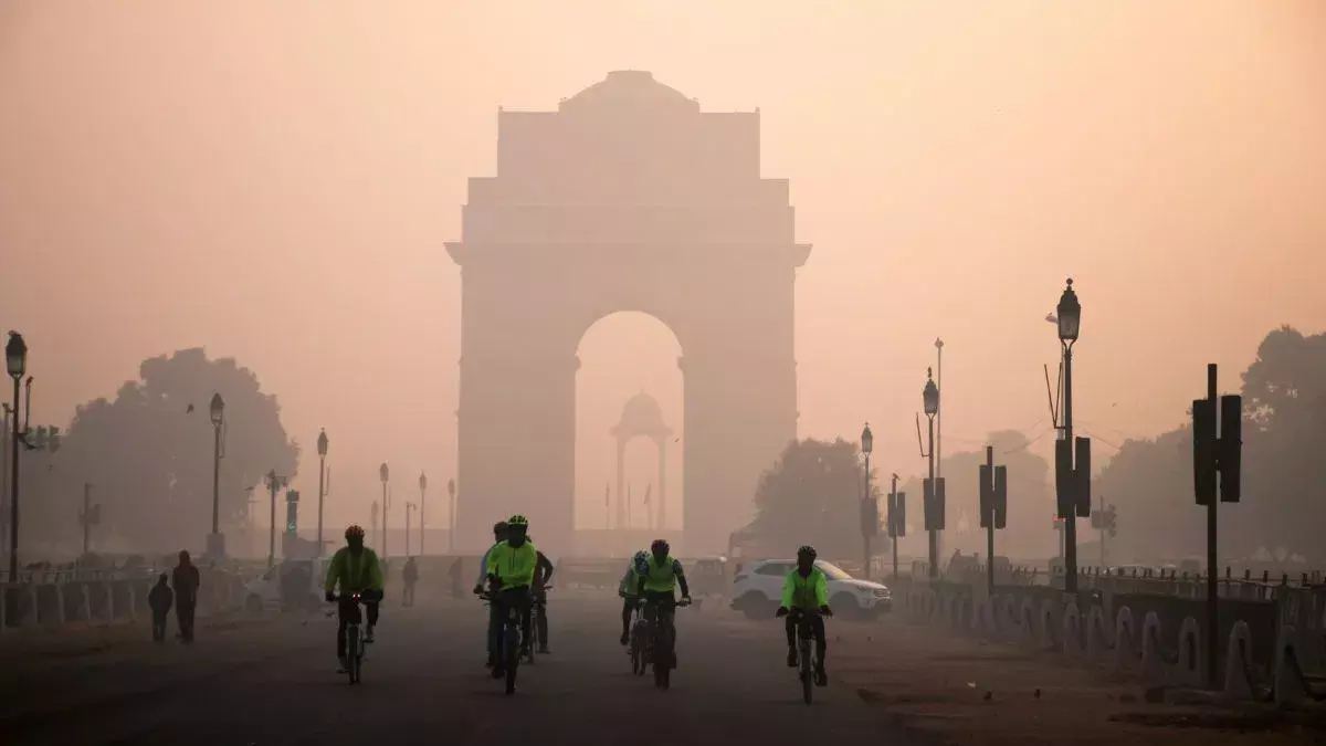 New Delhi: दिल्ली में अगले 3 दिन तक ठंड से राहत नहीं