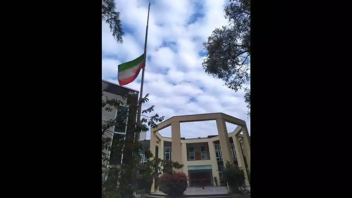 ईरान ने विरोध के बीच शहीदों के लिए 3 दिन के ‘राष्ट्रीय शोक’ की घोषणा ईरान ने विरोध के बीच शहीदों के लिए 3 दिन के ‘राष्ट्रीय शोक’ की घोषणा