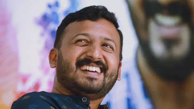 kerala: पीड़िता का बयान: राहुल ने तीन घंटे तक रेप किया, महंगे इनर खरीदे kerala: पीड़िता का बयान: राहुल ने तीन घंटे तक रेप किया, महंगे इनर खरीदे