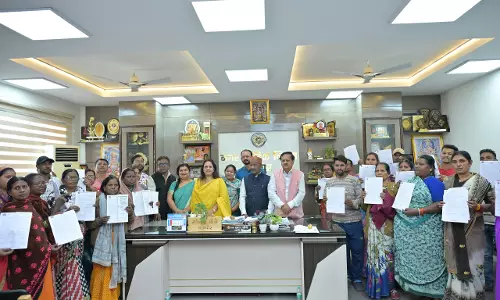 32 हितग्राहियों को मकान निर्माण शुरू करने भवन अनुज्ञा स्वीकृति पत्र जारी