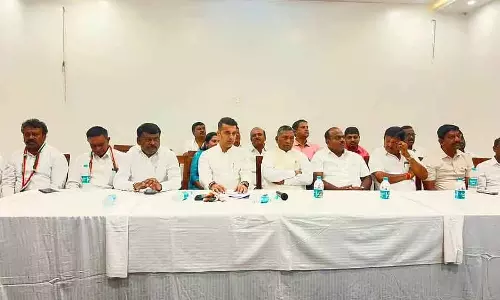 NREGA का नाम बदलना: के.एच. मुनियप्पा ने कहा कि संघर्ष जिले से ही शुरू हुआ था NREGA का नाम बदलना: के.एच. मुनियप्पा ने कहा कि संघर्ष जिले से ही शुरू हुआ था