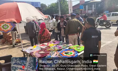 गुढ़ियारी में पतंग दुकानों से चाइनीज मांझा जब्त, 10 हजार का जुर्माना