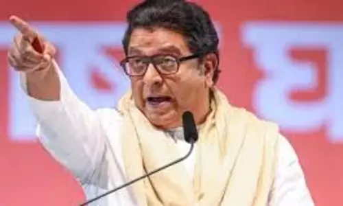 Mumbai: यूपी-बिहार को लेकर राज ठाकरे का तीखा बयान Mumbai: यूपी-बिहार को लेकर राज ठाकरे का तीखा बयान