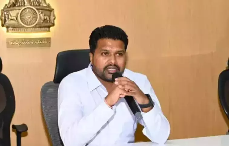 Andhra : मोरी-5 ब्लोआउट से हुए नुकसान का आकलन करने के लिए क्राइसिस पैनल Andhra : मोरी-5 ब्लोआउट से हुए नुकसान का आकलन करने के लिए क्राइसिस पैनल