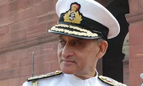 EC ने गोवा में पूर्व नेवी चीफ को नोटिस पर सफाई दी; गिनती के फॉर्म में जानकारी न होने का हवाला दिया